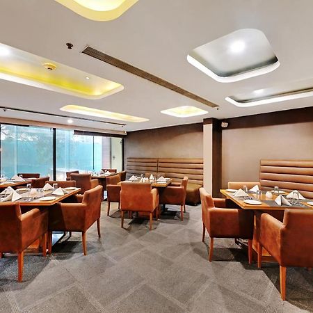 Quality Inn Gurgaon Luaran gambar