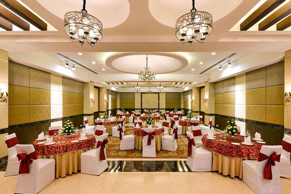 Quality Inn Gurgaon Kemudahan gambar